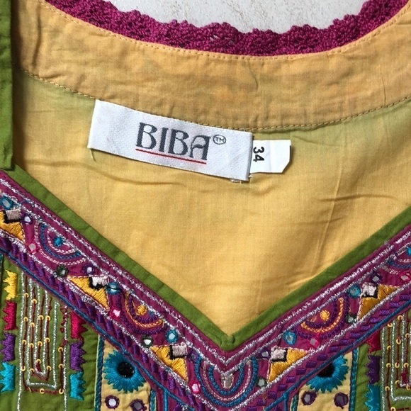 Yellow green salwaar chudidar and pompom dupatta - Picture 3 of 4